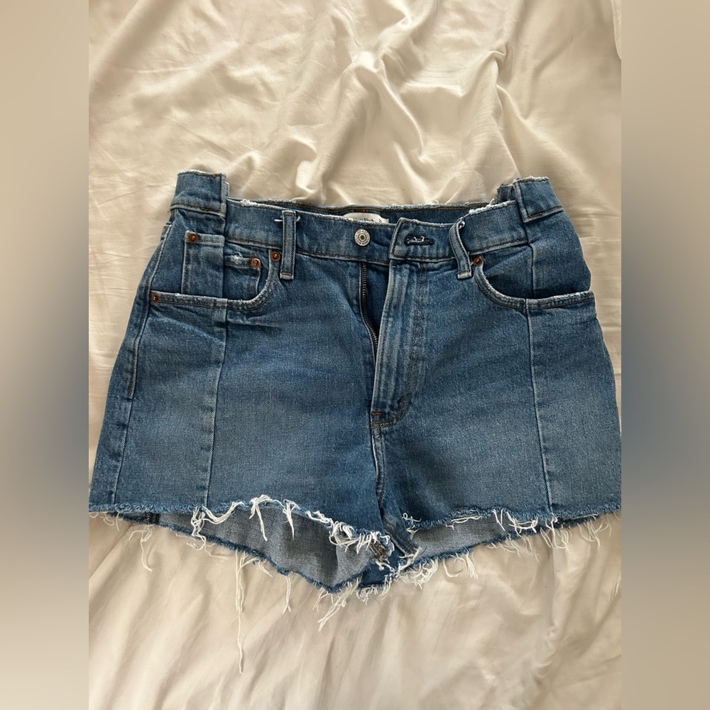 Abercrombie Mom shorts